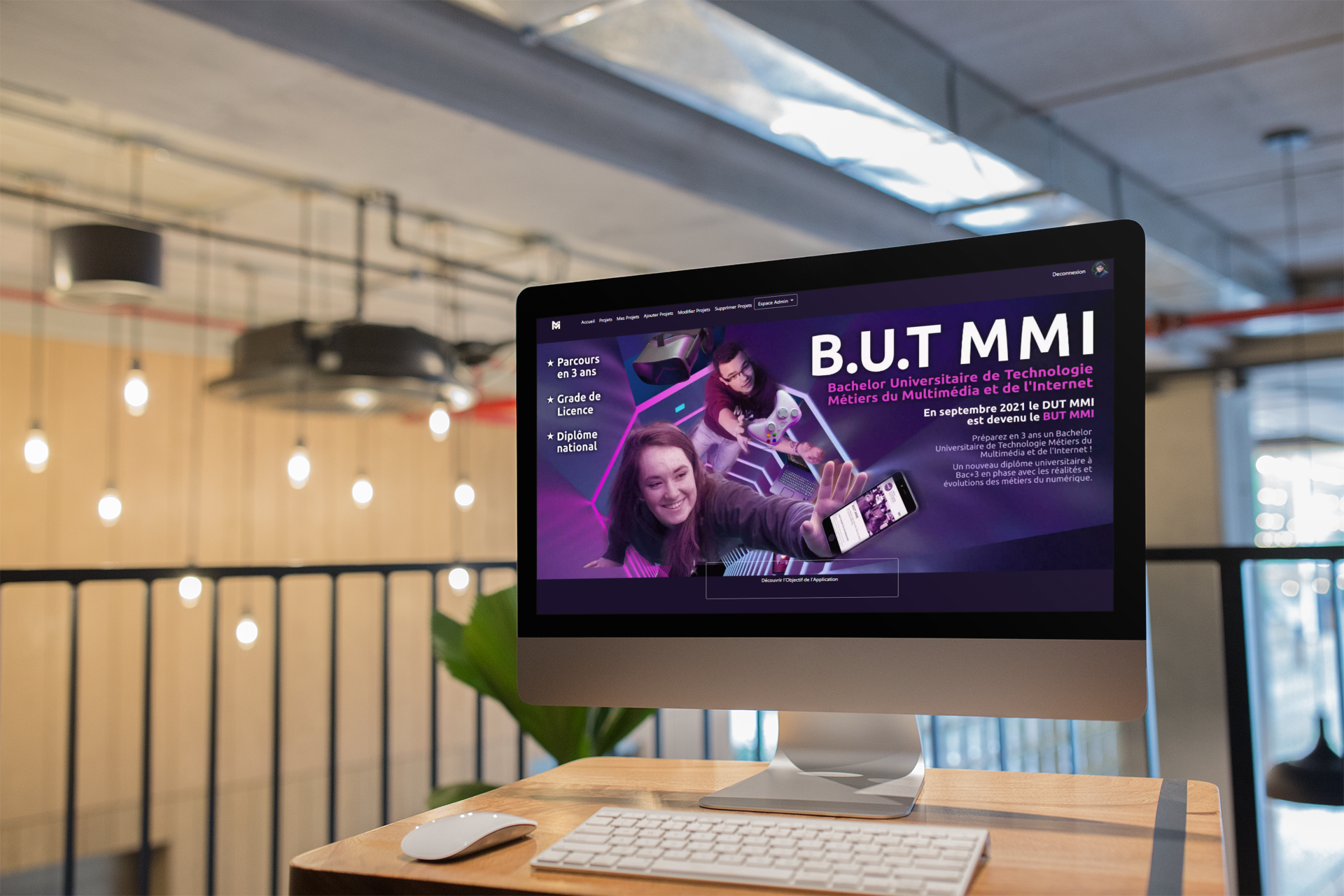 Cette application de gestion des projets étudiants est le projet le plus important de ma vie. J'y ai consacré énormément de temps et je suis très satisfait du résultat. Elle permet aux étudiants de l'IUT de pouvoir poster les projets qu'ils ont réalisés au cours de leurs études. De plus, il y a plein d'autres fonctionnalités qui permettent de la rendre complète.